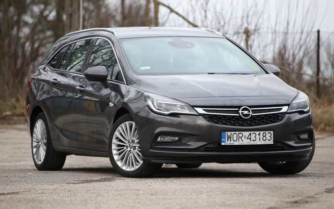 Opel Astra cena 30000 przebieg: 224330, rok produkcji 2016 z Pszów małe 704
